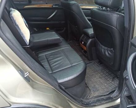 Зелений БМВ Х5, об'ємом двигуна 3 л та пробігом 296 тис. км за 9999 $, фото 12 на Automoto.ua