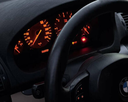 Зеленый БМВ Х5, объемом двигателя 3 л и пробегом 311 тыс. км за 10650 $, фото 7 на Automoto.ua