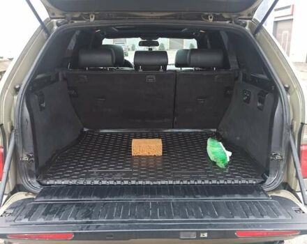 Зелений БМВ Х5, об'ємом двигуна 3 л та пробігом 296 тис. км за 9999 $, фото 19 на Automoto.ua