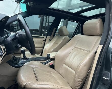 Зеленый БМВ Х5, объемом двигателя 3 л и пробегом 300 тыс. км за 4400 $, фото 7 на Automoto.ua