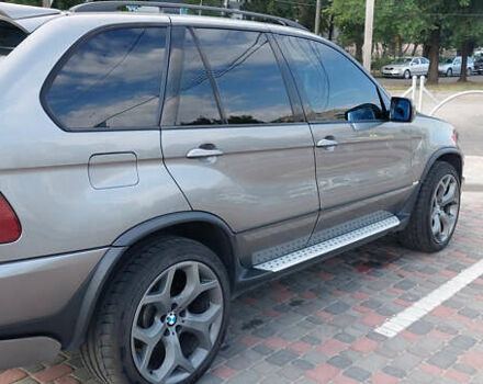 Зеленый БМВ Х5, объемом двигателя 3 л и пробегом 347 тыс. км за 12000 $, фото 1 на Automoto.ua