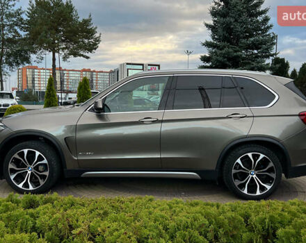 Зеленый БМВ Х5, объемом двигателя 2.98 л и пробегом 153 тыс. км за 38750 $, фото 3 на Automoto.ua