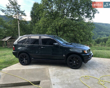 Зеленый БМВ Х5, объемом двигателя 3 л и пробегом 417 тыс. км за 7700 $, фото 1 на Automoto.ua