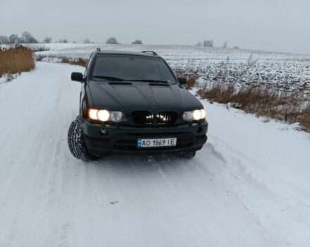 Зеленый БМВ Х5, объемом двигателя 3 л и пробегом 400 тыс. км за 6300 $, фото 1 на Automoto.ua