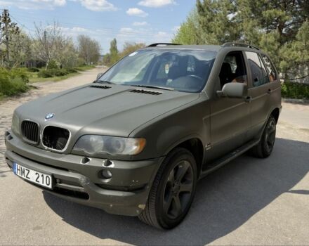 Зеленый БМВ Х5, объемом двигателя 3 л и пробегом 300 тыс. км за 3500 $, фото 1 на Automoto.ua