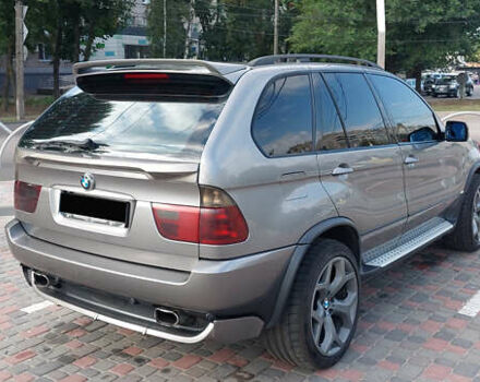 Зеленый БМВ Х5, объемом двигателя 3 л и пробегом 347 тыс. км за 12000 $, фото 1 на Automoto.ua