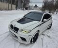 Белый БМВ Х6 М, объемом двигателя 4.4 л и пробегом 160 тыс. км за 21500 $, фото 1 на Automoto.ua