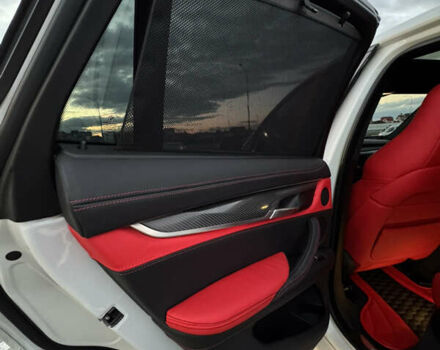 Белый БМВ Х6 М, объемом двигателя 4.39 л и пробегом 157 тыс. км за 35800 $, фото 7 на Automoto.ua