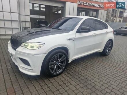 БМВ Х6 М 2010 в Хусте на Automoto.ua Белый БМВ Х6 М, объемом двигателя 4.4 л и пробегом 154 тыс. км за 19800 $, фото 1 на Automoto.ua
