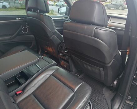 Чорний БМВ Х6 М, об'ємом двигуна 4.4 л та пробігом 183 тис. км за 22000 $, фото 13 на Automoto.ua