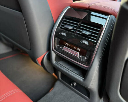 Черный БМВ Х6 М, объемом двигателя 4.4 л и пробегом 12 тыс. км за 185900 $, фото 21 на Automoto.ua