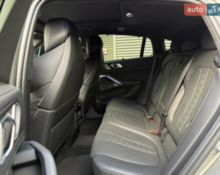 Серый БМВ Х6 М, объемом двигателя 4.4 л и пробегом 35 тыс. км за 110000 $, фото 27 на Automoto.ua