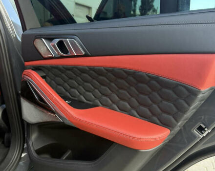 Серый БМВ Х6 М, объемом двигателя 4.39 л и пробегом 23 тыс. км за 106000 $, фото 9 на Automoto.ua