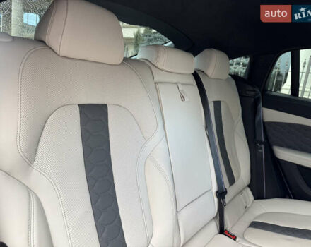 Серый БМВ Х6 М, объемом двигателя 4.39 л и пробегом 7 тыс. км за 167000 $, фото 36 на Automoto.ua