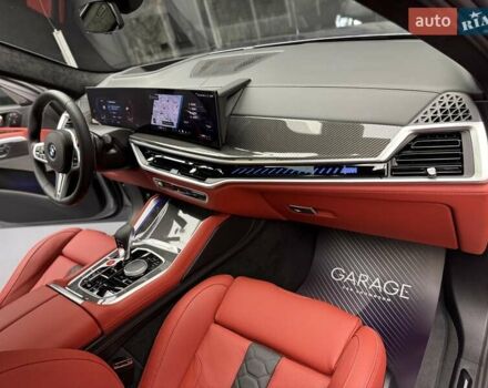 Серый БМВ Х6 М, объемом двигателя 4.4 л и пробегом 15 тыс. км за 160900 $, фото 69 на Automoto.ua