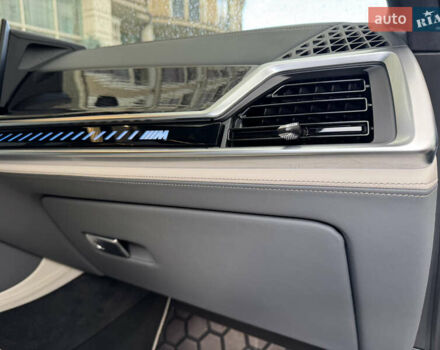 Серый БМВ Х6 М, объемом двигателя 4.39 л и пробегом 7 тыс. км за 167000 $, фото 41 на Automoto.ua