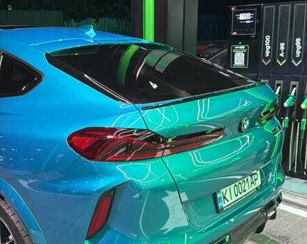 Синий БМВ Х6 М, объемом двигателя 4.39 л и пробегом 28 тыс. км за 132000 $, фото 4 на Automoto.ua