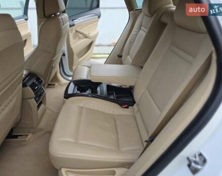 Білий БМВ Х6, об'ємом двигуна 4.39 л та пробігом 100 тис. км за 12777 $, фото 38 на Automoto.ua
