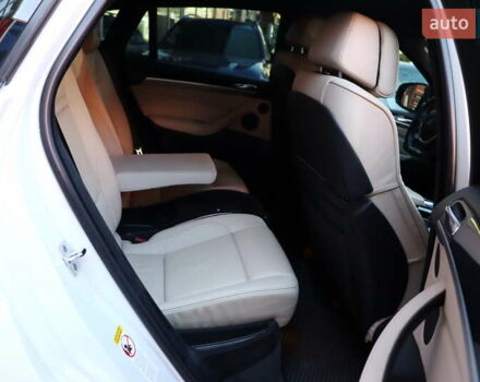 Белый БМВ Х6, объемом двигателя 4.4 л и пробегом 137 тыс. км за 18900 $, фото 40 на Automoto.ua