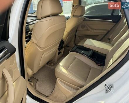 Белый БМВ Х6, объемом двигателя 4.39 л и пробегом 99 тыс. км за 14500 $, фото 46 на Automoto.ua