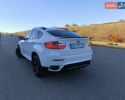 Білий БМВ Х6, об'ємом двигуна 4.4 л та пробігом 165 тис. км за 10900 $, фото 12 на Automoto.ua