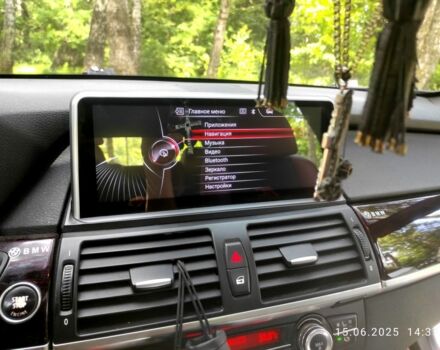 Белый БМВ Х6, объемом двигателя 4 л и пробегом 224 тыс. км за 17000 $, фото 6 на Automoto.ua