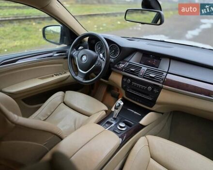 Білий БМВ Х6, об'ємом двигуна 4.4 л та пробігом 100 тис. км за 14500 $, фото 21 на Automoto.ua