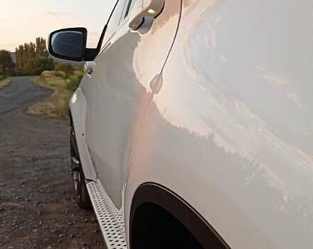 Белый БМВ Х6, объемом двигателя 4.39 л и пробегом 187 тыс. км за 10800 $, фото 14 на Automoto.ua