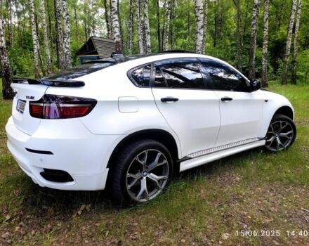 Белый БМВ Х6, объемом двигателя 4 л и пробегом 224 тыс. км за 17000 $, фото 4 на Automoto.ua