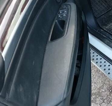 Белый БМВ Х6, объемом двигателя 4.39 л и пробегом 180 тыс. км за 8500 $, фото 1 на Automoto.ua