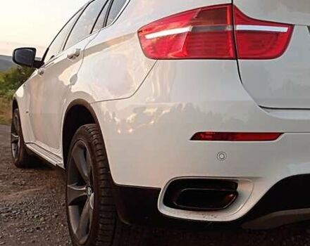 Белый БМВ Х6, объемом двигателя 4.39 л и пробегом 187 тыс. км за 10800 $, фото 16 на Automoto.ua