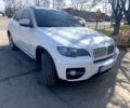 Белый БМВ Х6, объемом двигателя 3 л и пробегом 220 тыс. км за 12700 $, фото 1 на Automoto.ua