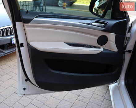 Белый БМВ Х6, объемом двигателя 4.4 л и пробегом 137 тыс. км за 18900 $, фото 8 на Automoto.ua