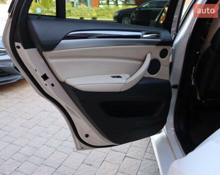 Белый БМВ Х6, объемом двигателя 4.4 л и пробегом 137 тыс. км за 18900 $, фото 31 на Automoto.ua