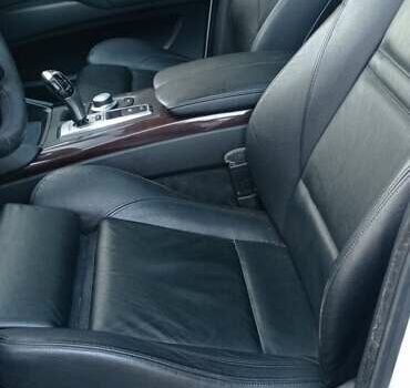 Белый БМВ Х6, объемом двигателя 4.39 л и пробегом 180 тыс. км за 8500 $, фото 5 на Automoto.ua