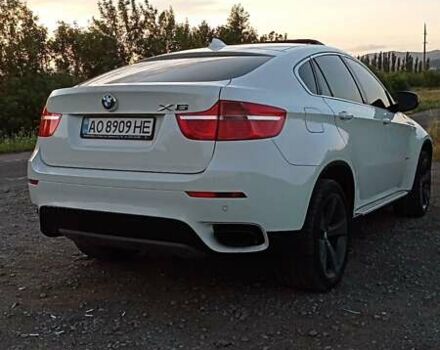 Белый БМВ Х6, объемом двигателя 4.39 л и пробегом 187 тыс. км за 10800 $, фото 5 на Automoto.ua