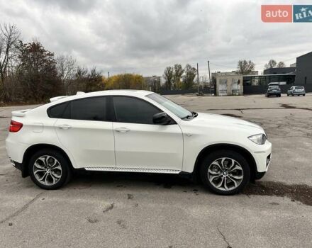 Белый БМВ Х6, объемом двигателя 4.4 л и пробегом 170 тыс. км за 16500 $, фото 3 на Automoto.ua