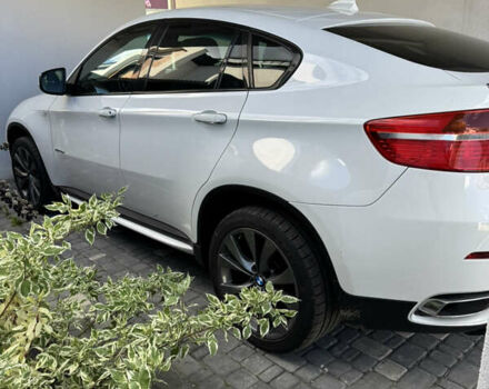 БМВ Х6 2009 в Ужгороде на Automoto.ua Белый БМВ Х6, объемом двигателя 2.99 л и пробегом 320 тыс. км за 20000 $, фото 3 на Automoto.ua