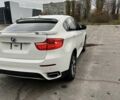 Белый БМВ Х6, объемом двигателя 4.4 л и пробегом 170 тыс. км за 16500 $, фото 9 на Automoto.ua
