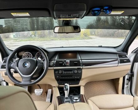 Белый БМВ Х6, объемом двигателя 4.4 л и пробегом 170 тыс. км за 16500 $, фото 20 на Automoto.ua