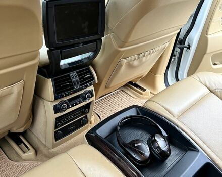 Белый БМВ Х6, объемом двигателя 4.4 л и пробегом 170 тыс. км за 16500 $, фото 10 на Automoto.ua