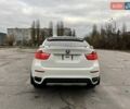 Белый БМВ Х6, объемом двигателя 4.4 л и пробегом 170 тыс. км за 16500 $, фото 6 на Automoto.ua