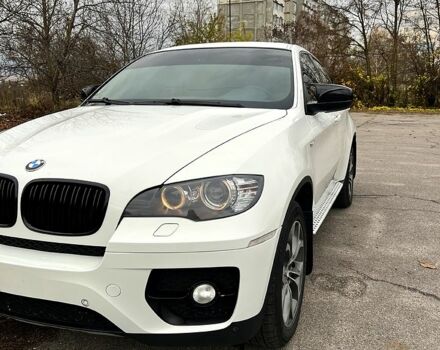 Белый БМВ Х6, объемом двигателя 4.4 л и пробегом 170 тыс. км за 16500 $, фото 1 на Automoto.ua
