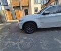 Белый БМВ Х6, объемом двигателя 3 л и пробегом 290 тыс. км за 18000 $, фото 7 на Automoto.ua