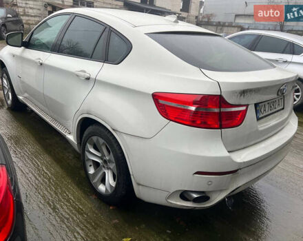 Белый БМВ Х6, объемом двигателя 3 л и пробегом 150 тыс. км за 10000 $, фото 12 на Automoto.ua