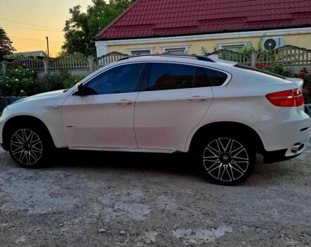 Белый БМВ Х6, объемом двигателя 3 л и пробегом 226 тыс. км за 13000 $, фото 12 на Automoto.ua