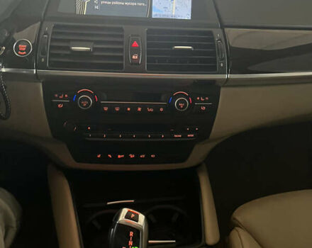 Белый БМВ Х6, объемом двигателя 4.39 л и пробегом 91 тыс. км за 18500 $, фото 10 на Automoto.ua