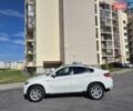 Белый БМВ Х6, объемом двигателя 3 л и пробегом 178 тыс. км за 16299 $, фото 6 на Automoto.ua