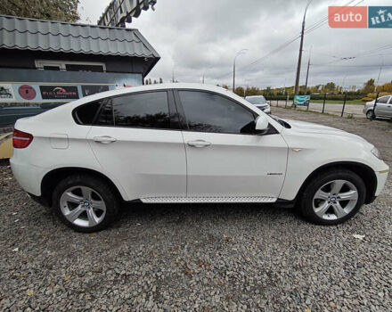 Белый БМВ Х6, объемом двигателя 3 л и пробегом 152 тыс. км за 16000 $, фото 3 на Automoto.ua
