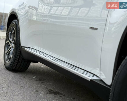 Білий БМВ Х6, об'ємом двигуна 3 л та пробігом 303 тис. км за 17850 $, фото 19 на Automoto.ua